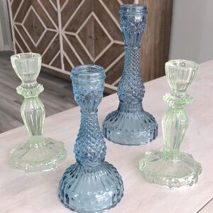 SET OF 4 GLASS BLUE & GREEN CANDLESTICK HOLDERS
